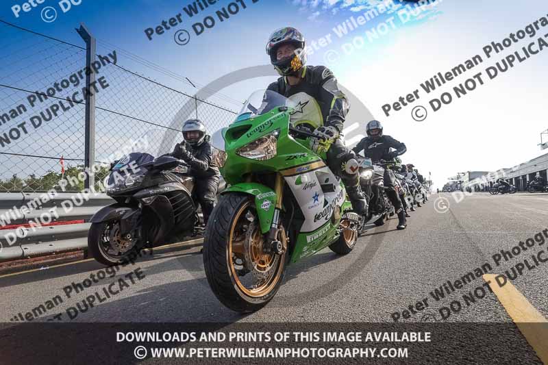 donington no limits trackday;donington park photographs;donington trackday photographs;no limits trackdays;peter wileman photography;trackday digital images;trackday photos